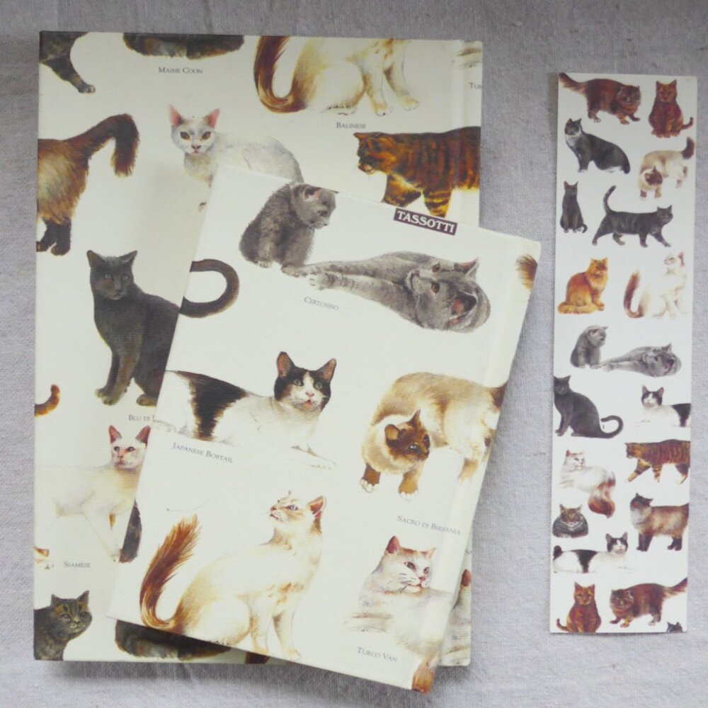 Tassotti “Gatti” cats; set of two notebooks and one bookmark